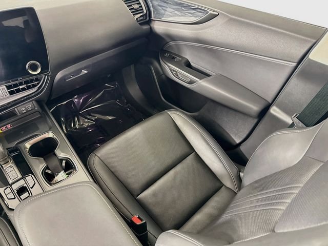 Used 2024 White Pearl Lexus 350h Premium image 24
