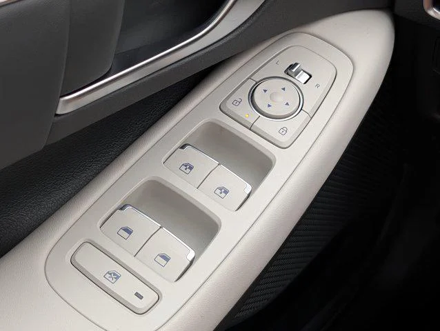 New 2026 Serenity White Hyundai SEL Sport image 13