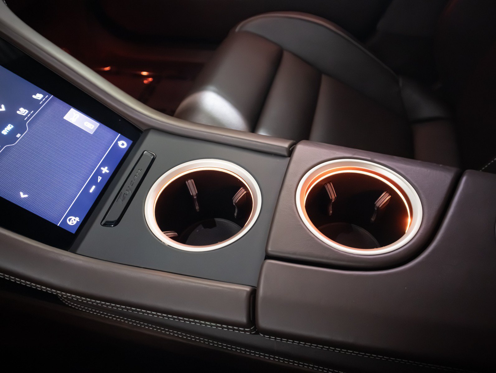 Certified Used 2022 Chalk Porsche Turbo S image 18