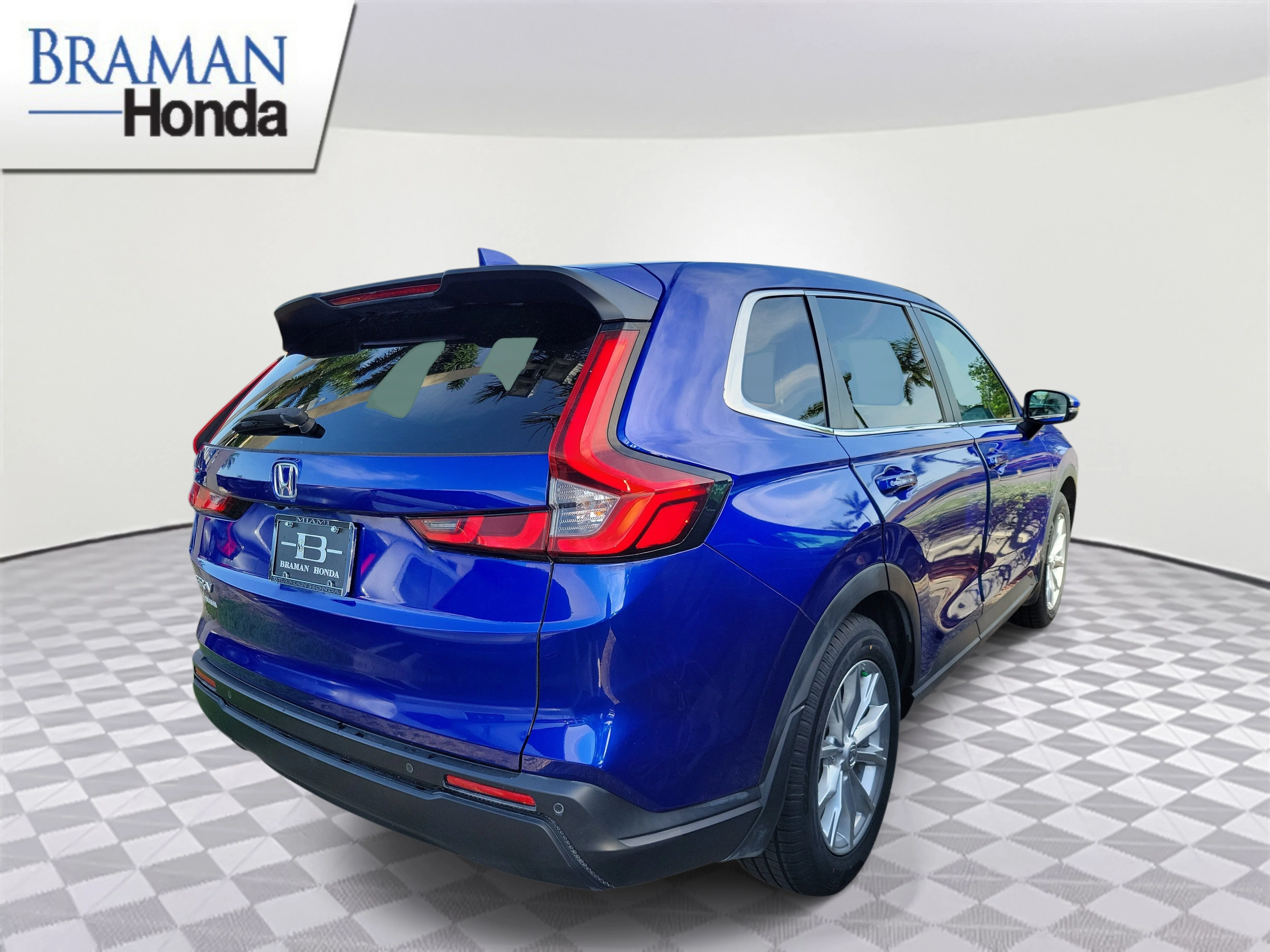 Used 2024 Blue Honda EX-L image 3