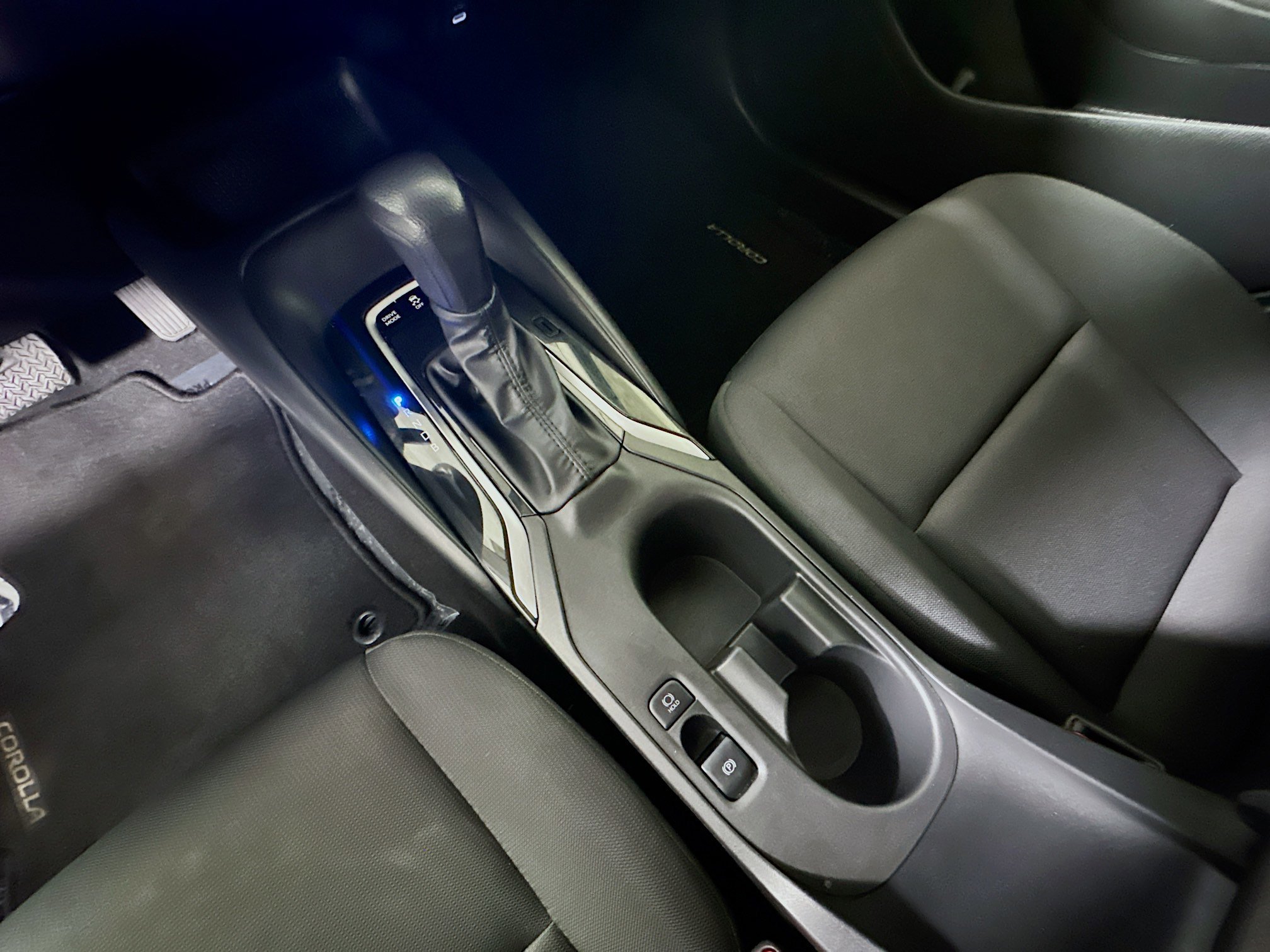 Used 2025 Celestite Toyota Hybrid LE image 21
