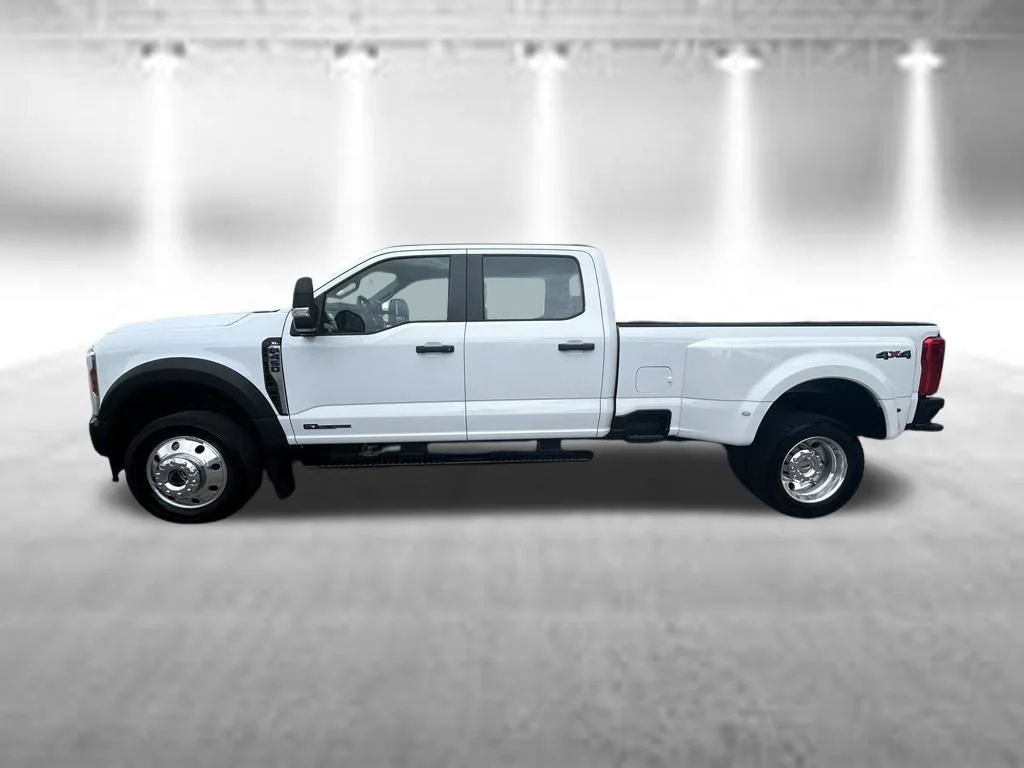 Used 2025 Oxford White Ford XL image 8