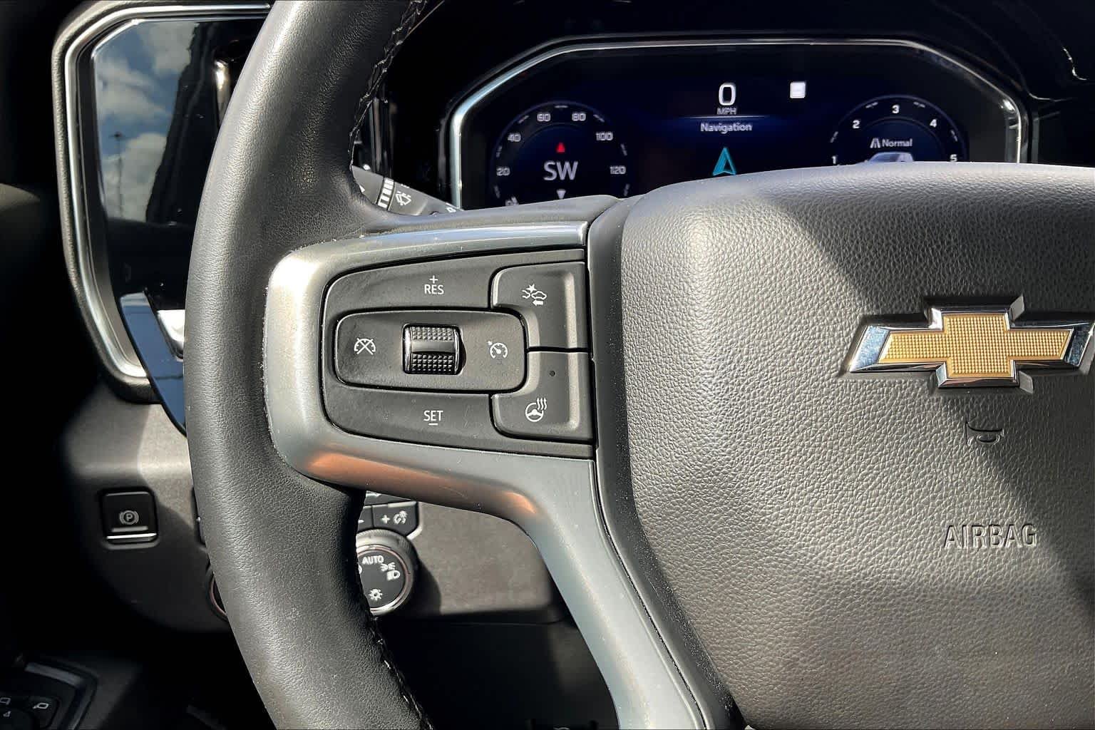 2023 Chevrolet Silverado 1500 LT - Photo 15