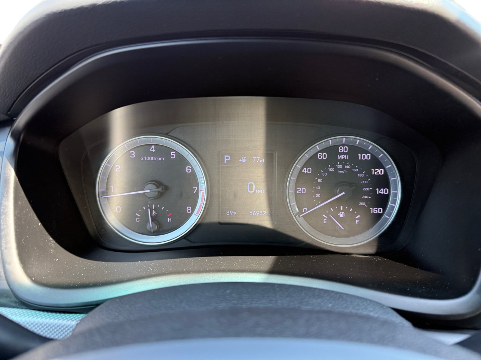 Used 2018 Quartz White Pearl Hyundai SE image 11