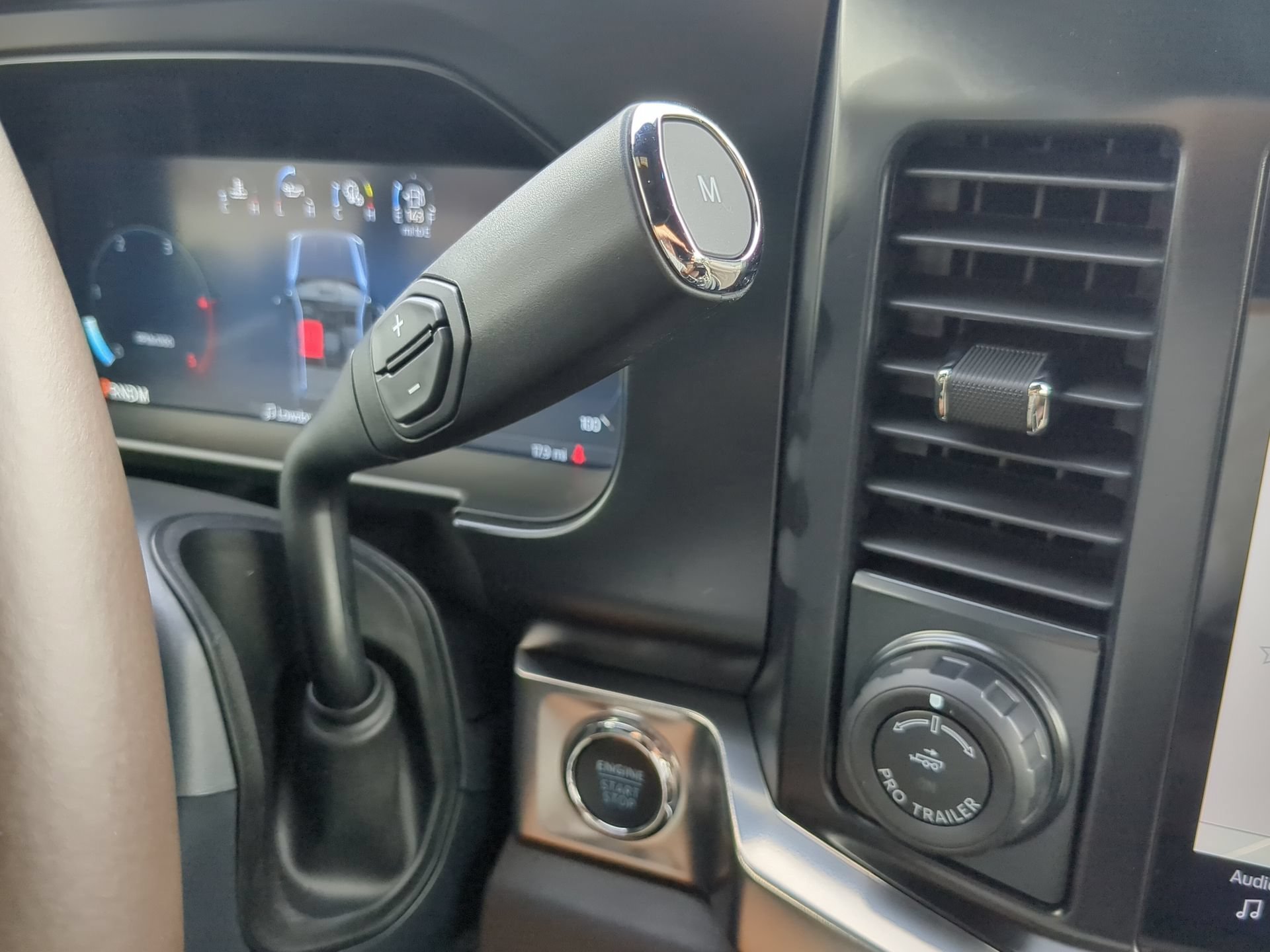New 2026 Star White Metallic Tri-Coat Ford F-250® King Ranch® image 62