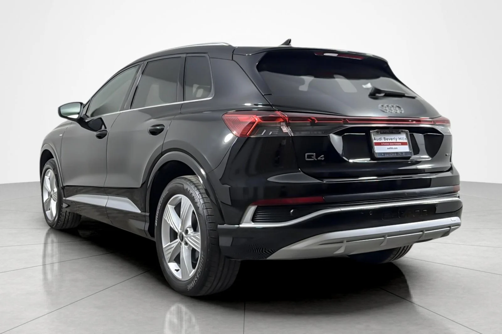 Used 2023 Mythos Black Metallic Audi Premium 50 quattro image 3
