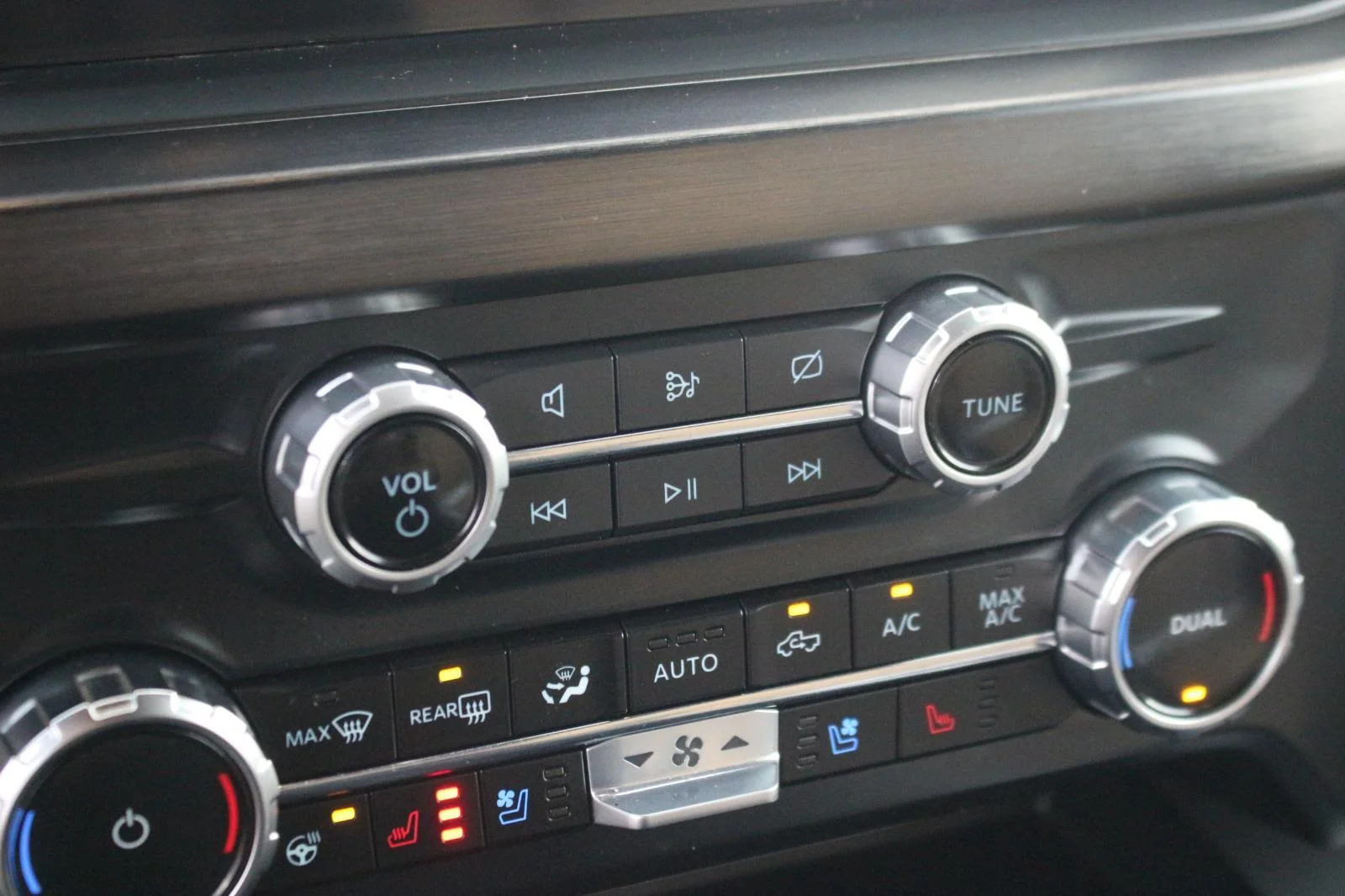 Used 2023 Black Ford XL image 23
