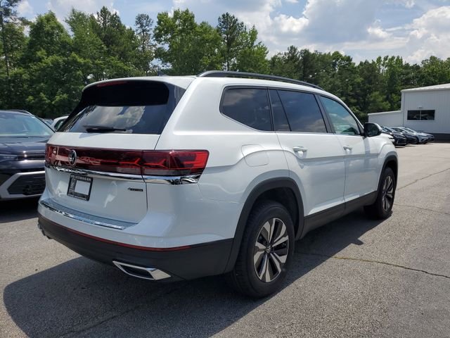 New 2026 White Volkswagen SE image 4