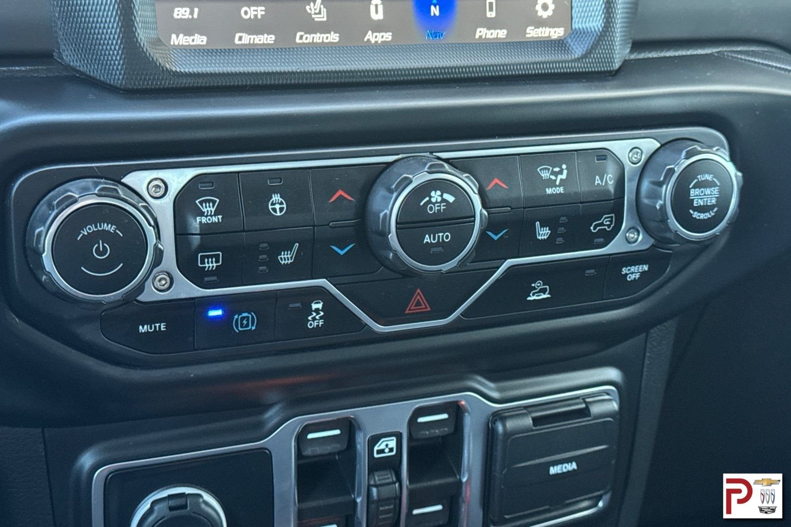 Used 2022 Gray Jeep Unlimited Rubicon image 25