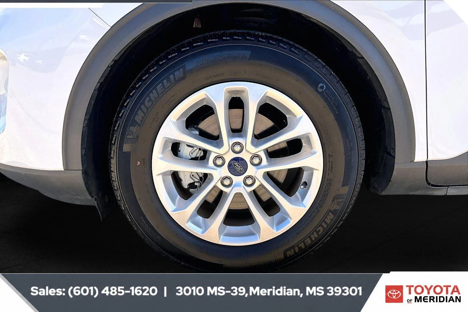 Used 2022 Oxford White Ford SE image 7