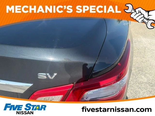 Used 2017 Blue Nissan 2.5 SV image 11