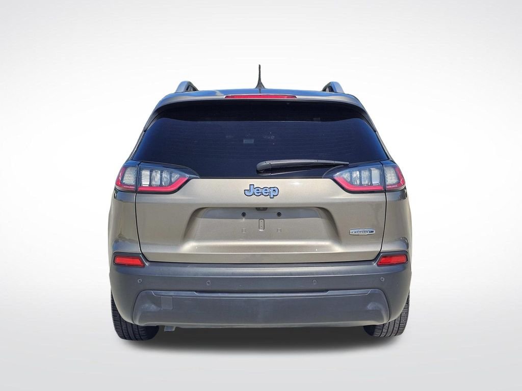 Used 2021 Beige Jeep Latitude Plus image 11