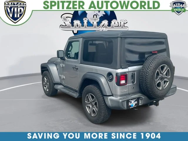 Used 2018 Silver Jeep Sport S image 7