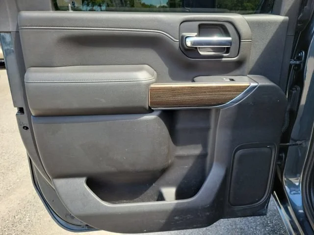 2020 Chevrolet Silverado 2500HD LT - Photo 11
