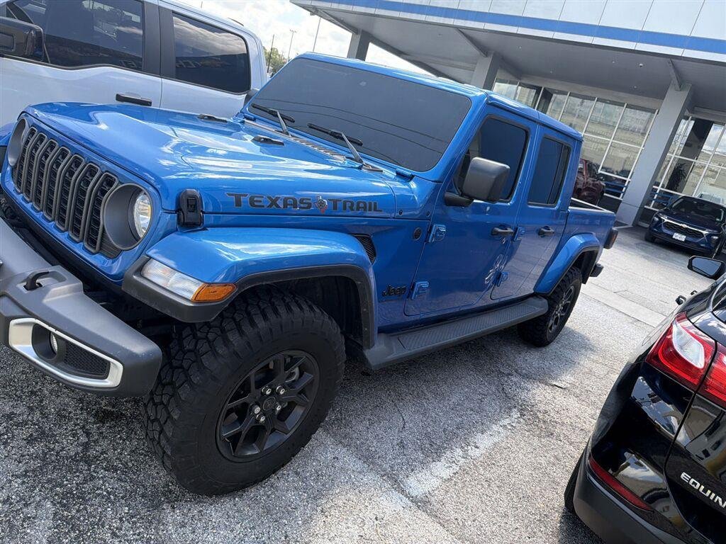 2025 Jeep Gladiator