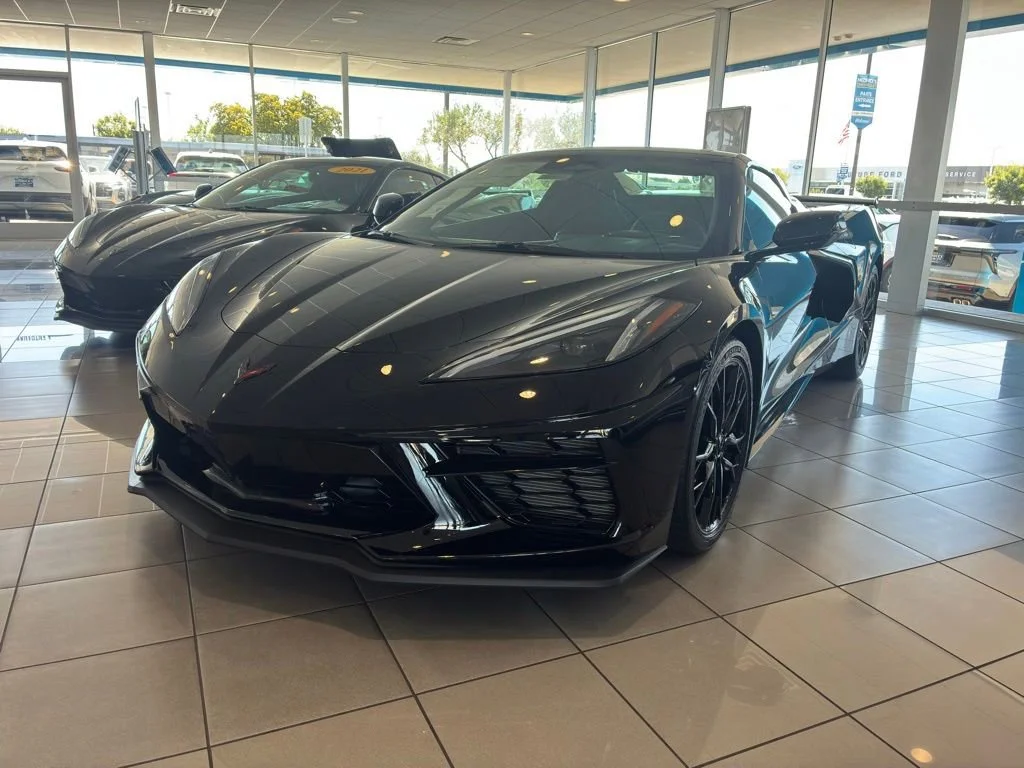 New 2026 Black Chevrolet 1LT image 9