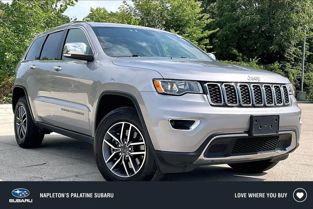 Used 2021 Silver Jeep Limited image 1