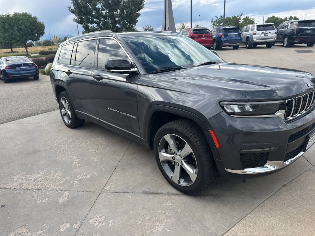 Used 2021 Baltic Gray Metallic Clearcoat Jeep Limited image 6