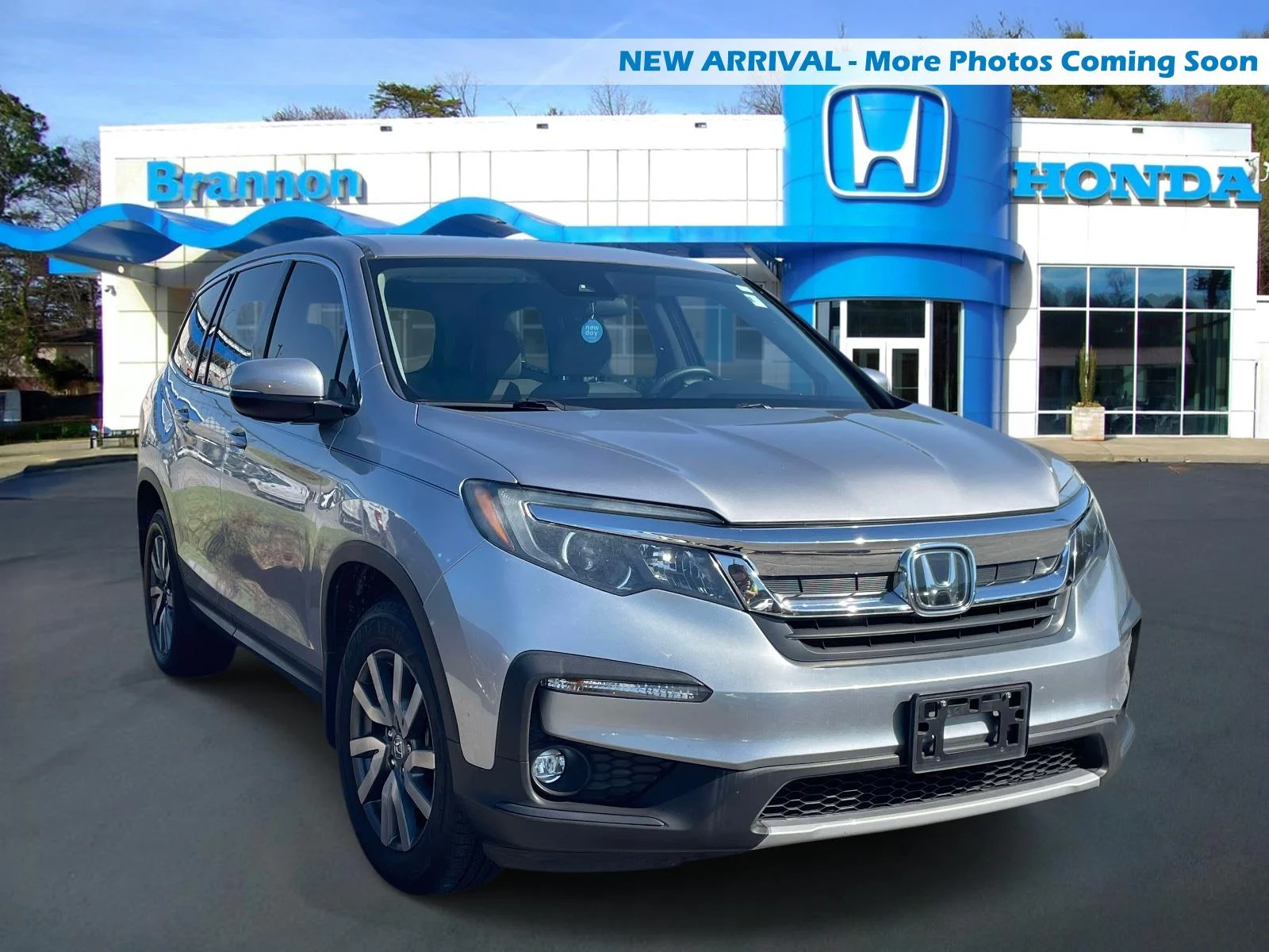 Used 2021 Lunar Silver Metallic Honda EX image 1