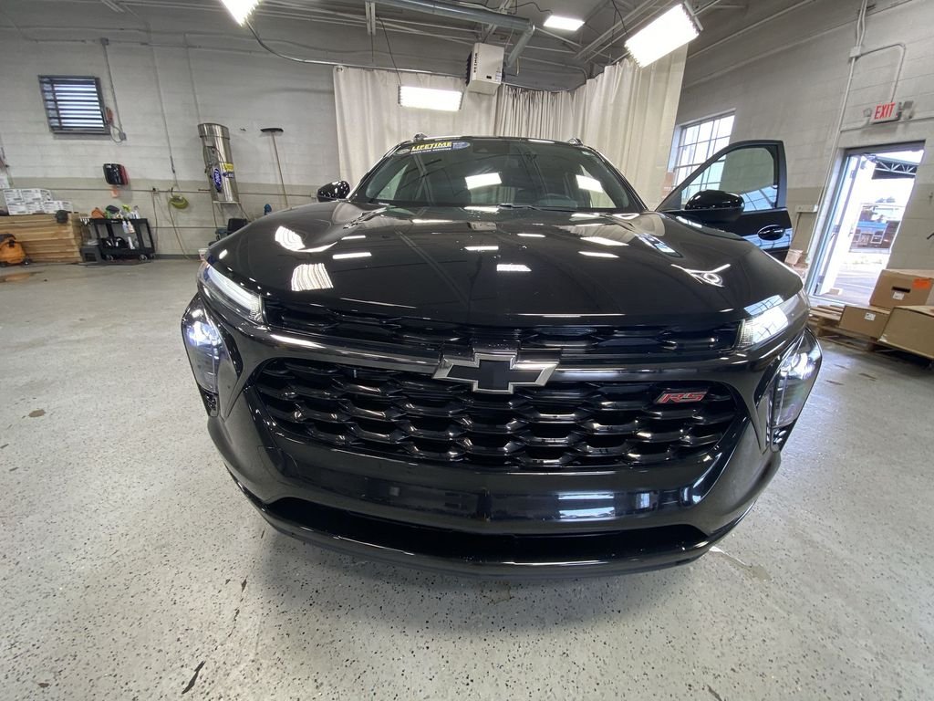 Used 2024 Black Metallic Chevrolet 2RS image 32