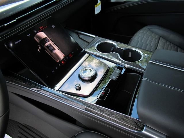2026 Cadillac Escalade V-Series - Photo 19