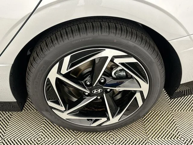 New 2026 Hyundai SONATA SEL Sport