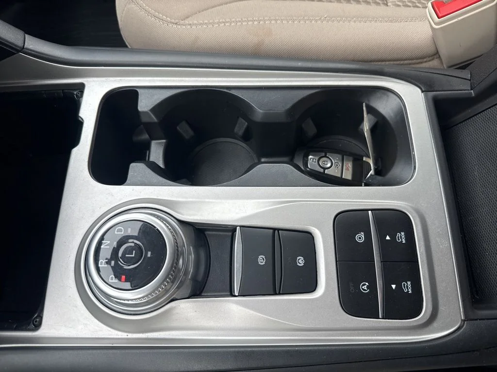 2023 Ford Explorer XLT - Photo 40