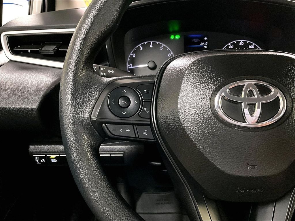 Used 2025 Silver Toyota LE image 22