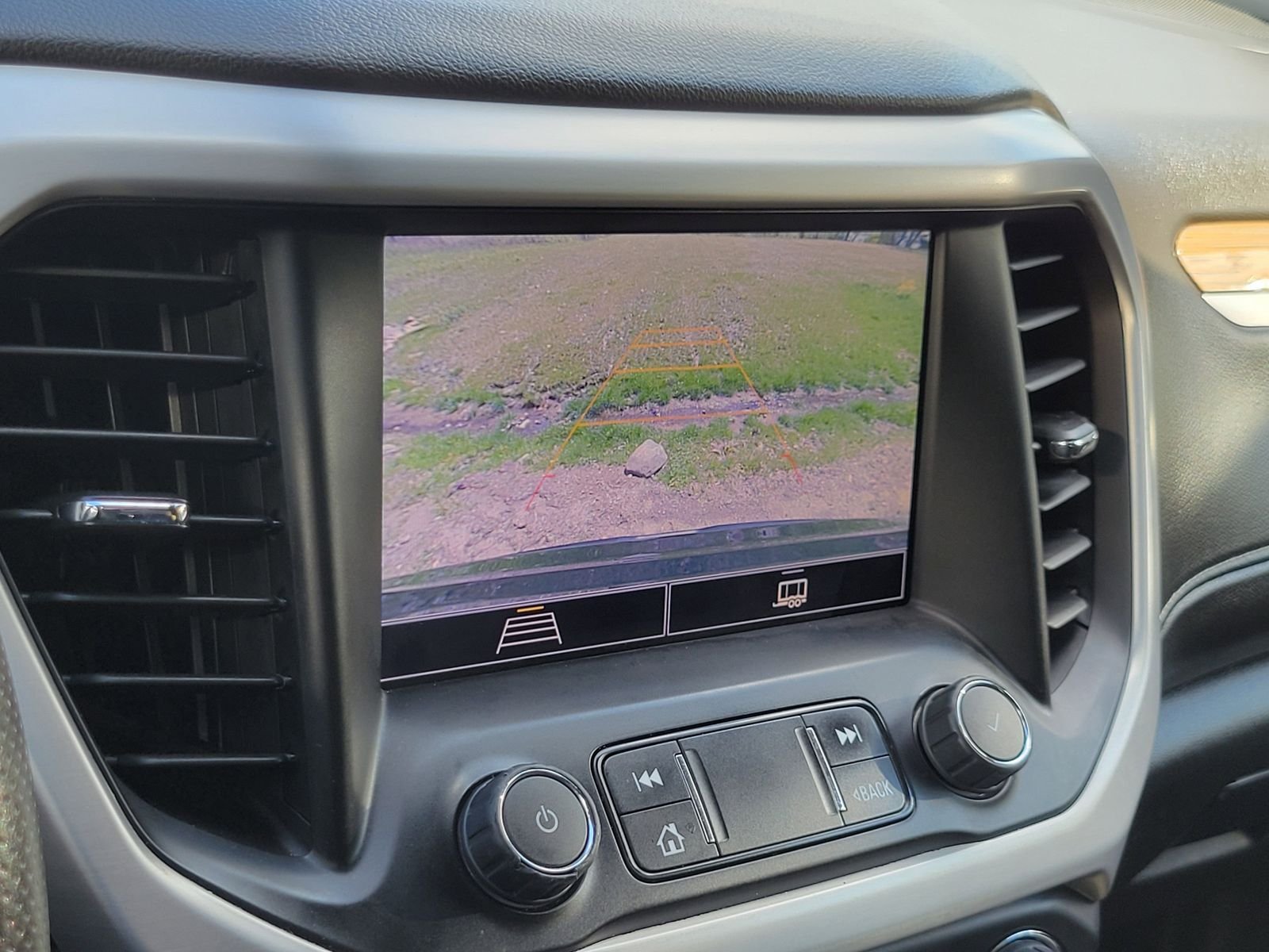 Used 2023 Black GMC SLE image 22