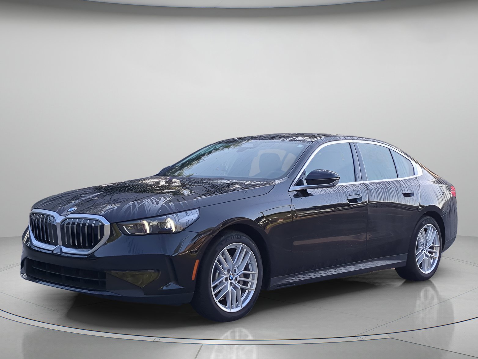 2025 BMW 5 Series 530i Sedan's photo