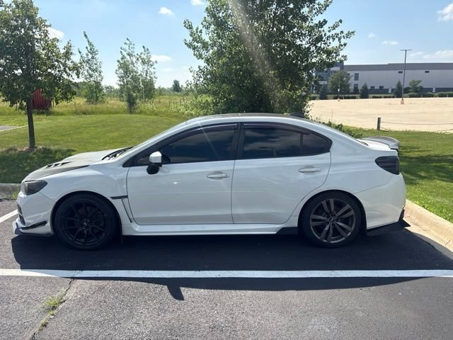 Used 2017 White Subaru Premium image 8
