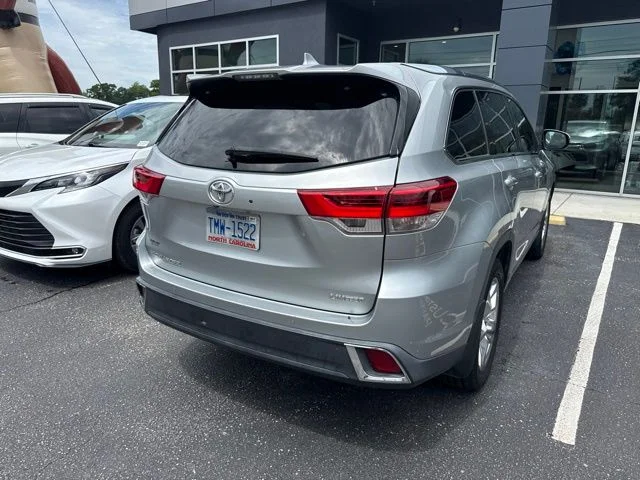 Used 2019 Silver Toyota Limited image 10