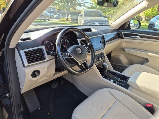 Used 2019  Volkswagen 3.6L V6 SE image 10