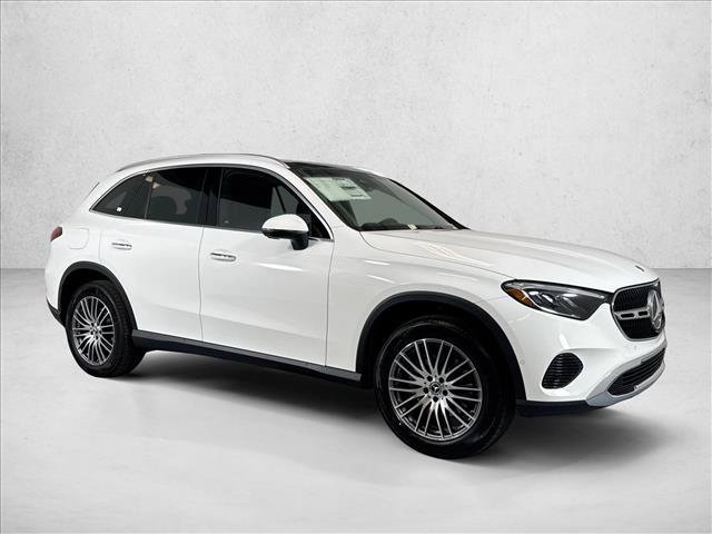 New 2026 Polar White Mercedes-Benz GLC 300 image 33