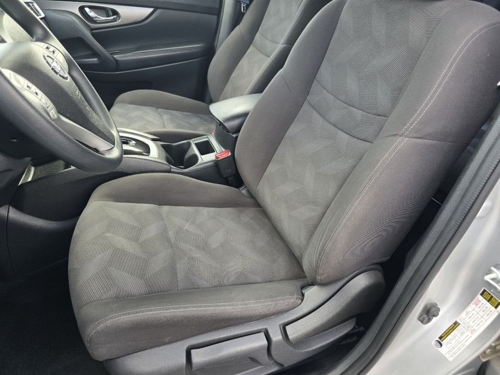Used 2016 Silver Nissan S image 20