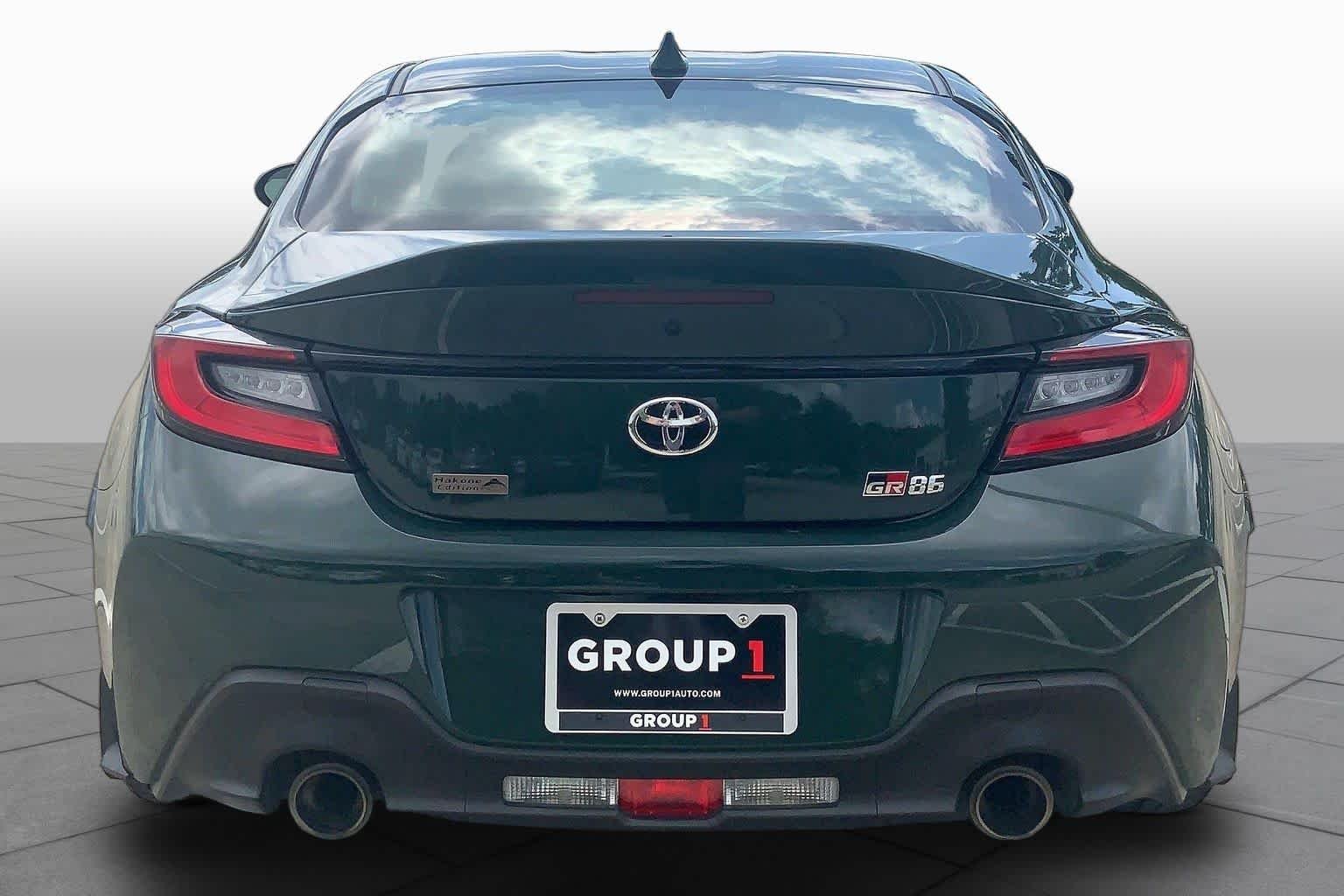 Used 2025 Ridge Green Toyota Hakone Edition image 5