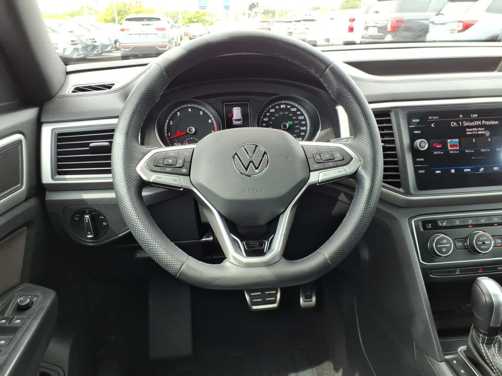 Certified Used 2021 Pure Gray Volkswagen 3.6L V6 SE w/Technology R-Line image 14