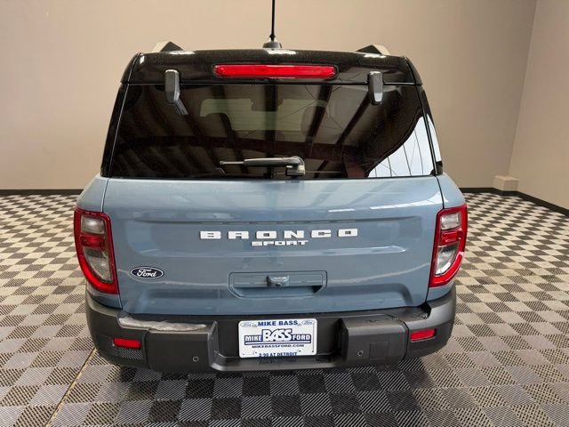 New 2026 Azure Gray Metallic Tri-Coat Ford Outer Banks® image 10