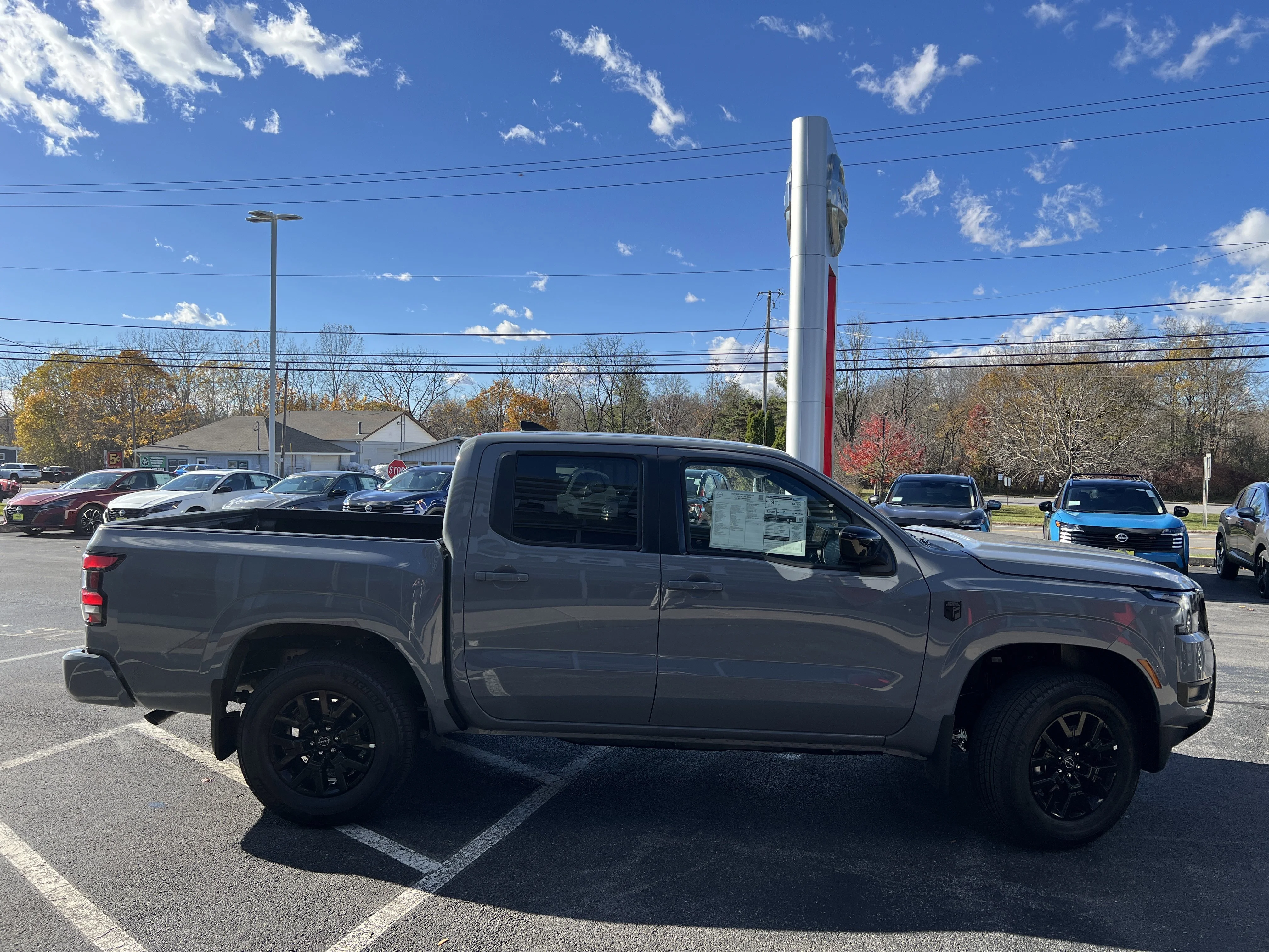 2026 Nissan Frontier SV - Photo 9