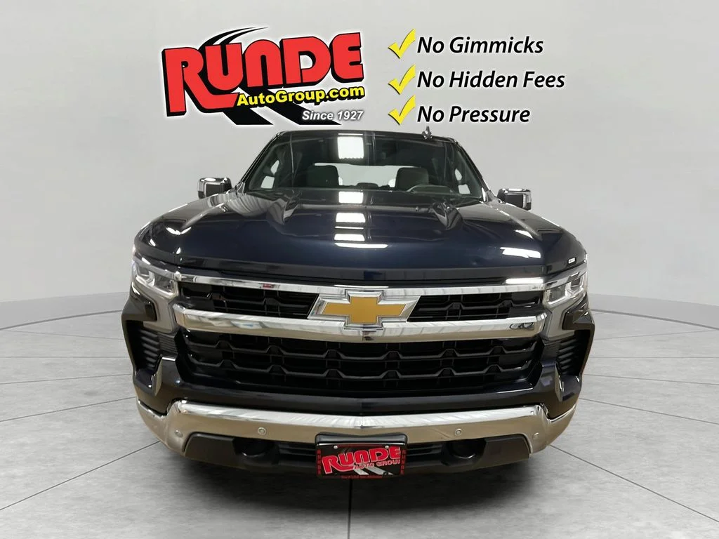 Used 2024 Dark Ash Metallic Chevrolet LT image 9