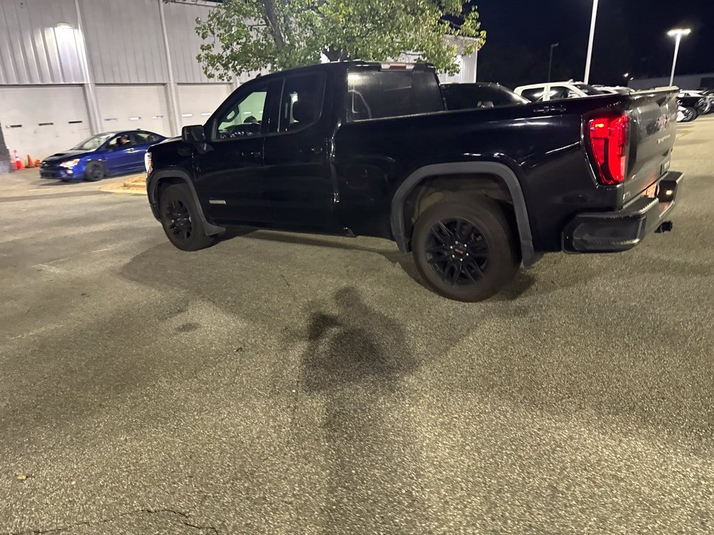 Used 2020 Black GMC Elevation image 15