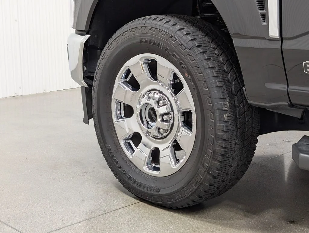 New 2026 Agate Black Metallic Ford F-250® Lariat® image 2