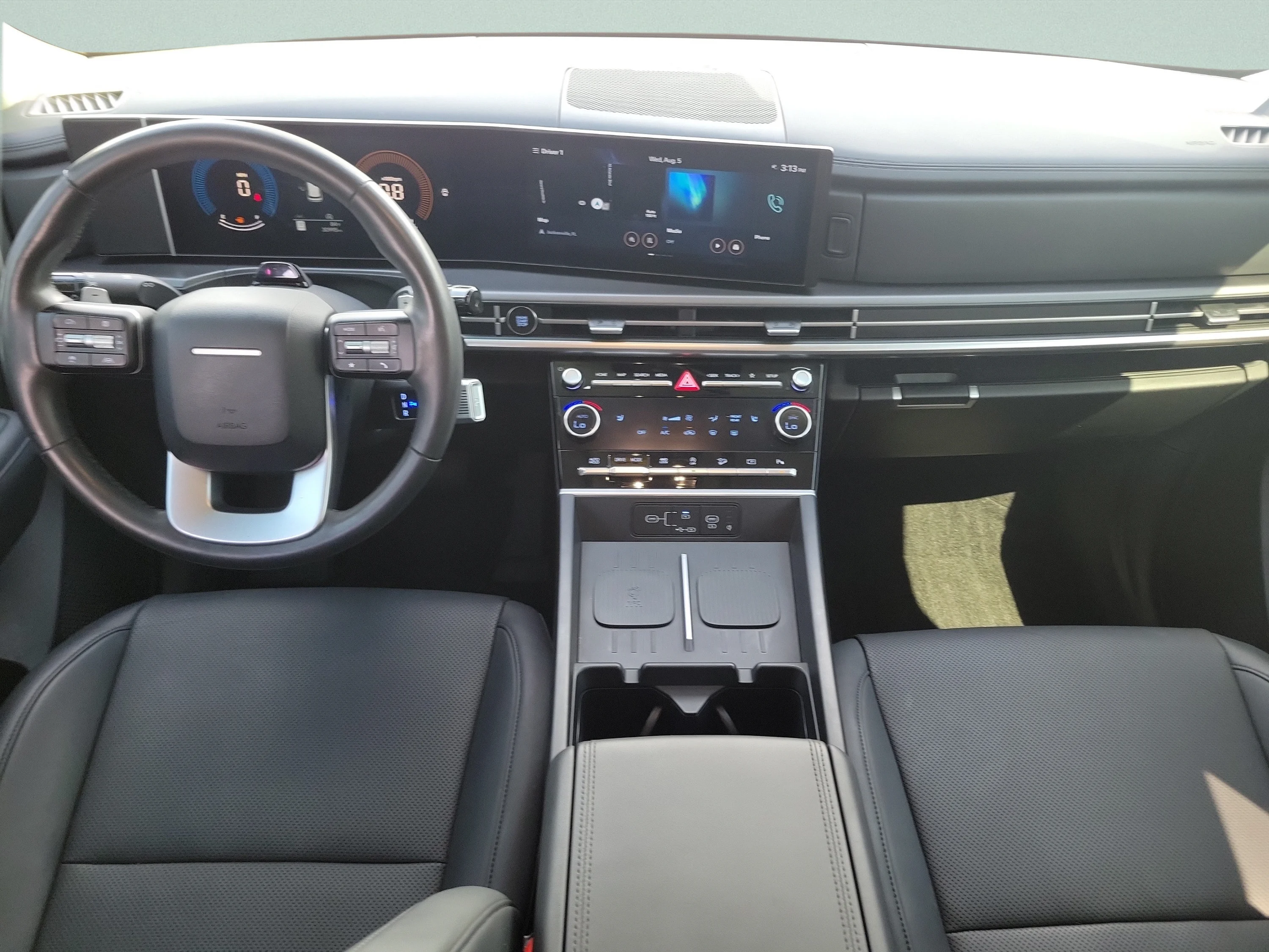 Used 2024 Serenity White Hyundai XRT image 13