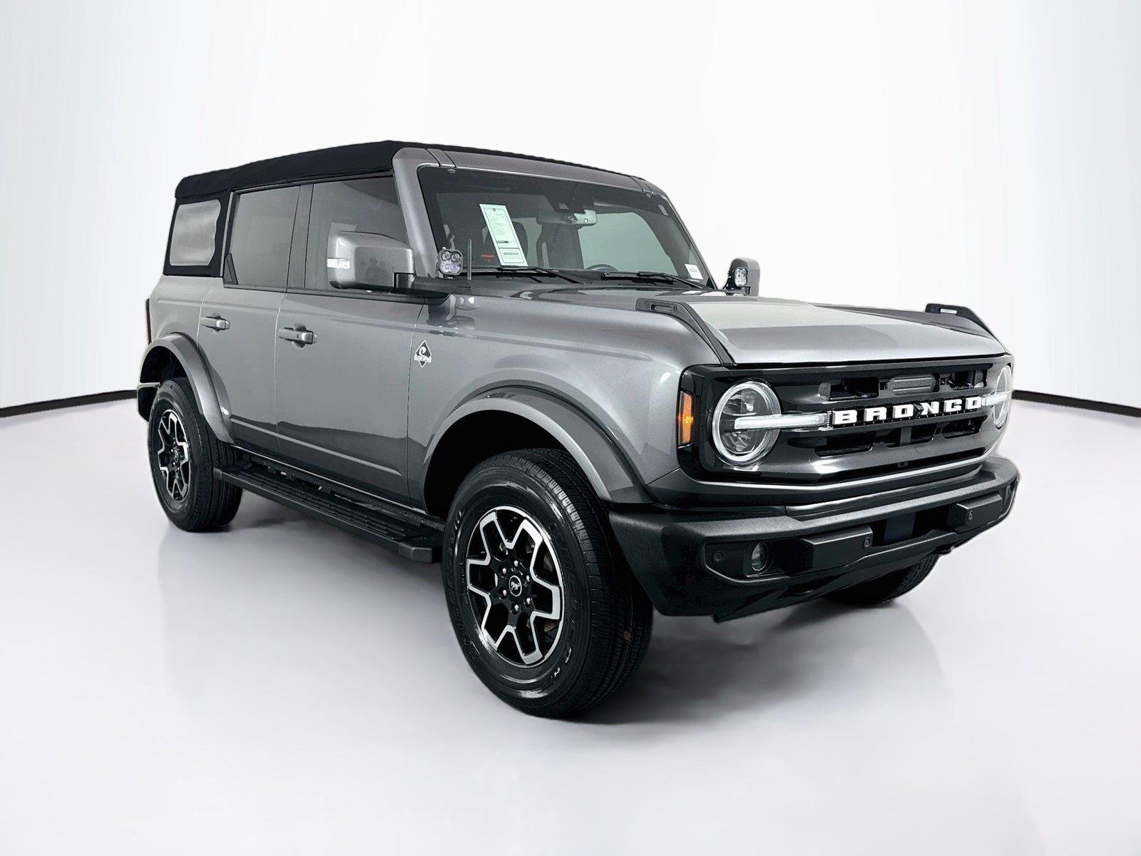 2024 Ford Bronco 4-Door Outer Banks - Photo 10