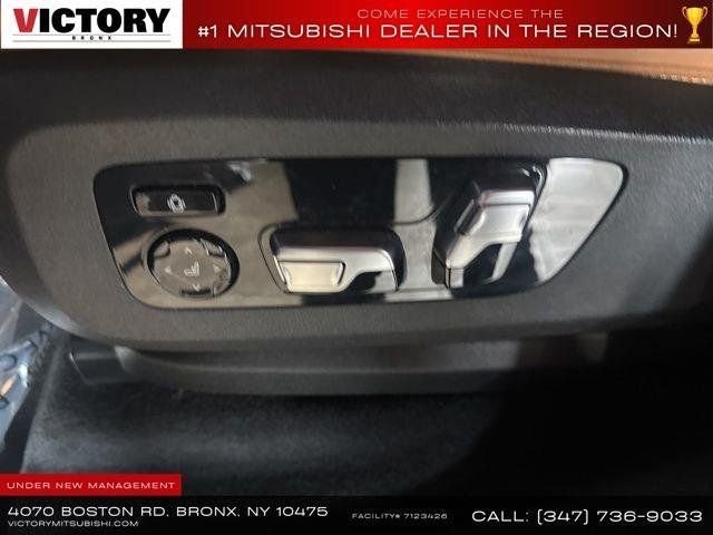 Used 2021 Black BMW M50i image 35