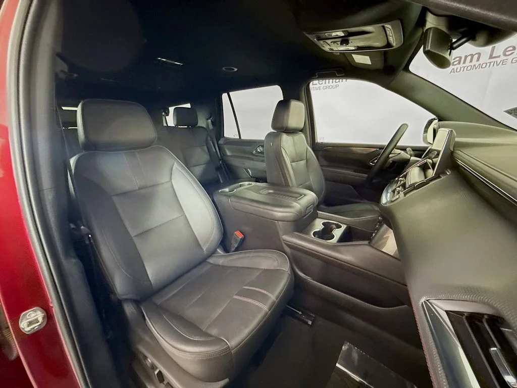 Used 2023 Red Chevrolet RST image 30