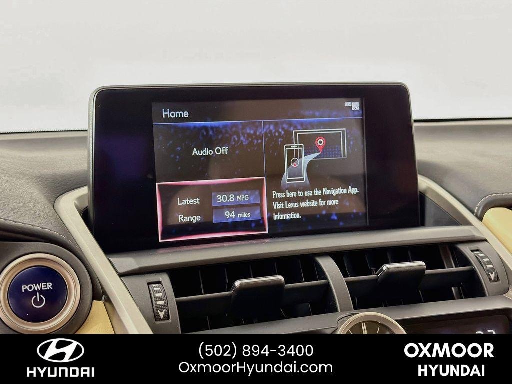 Used 2021 Eminent White Pearl Lexus Base image 14