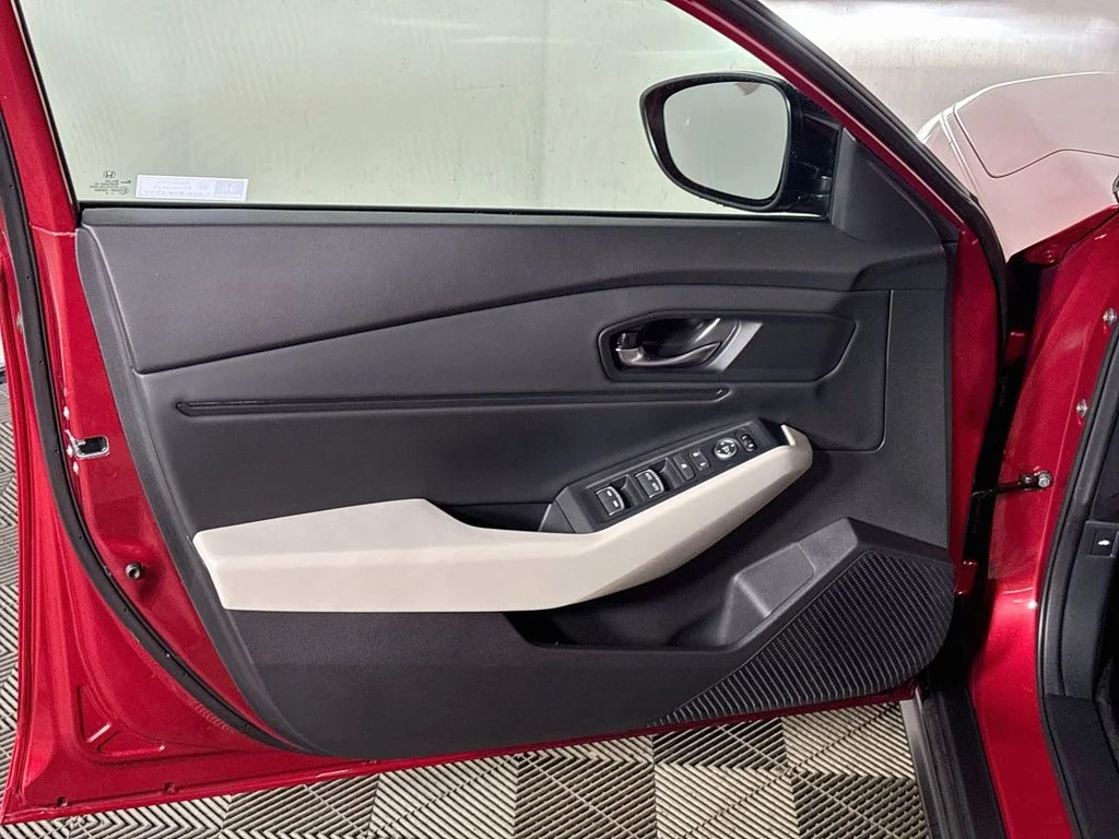 Used 2025 Radiant Red Metallic Honda SE image 10