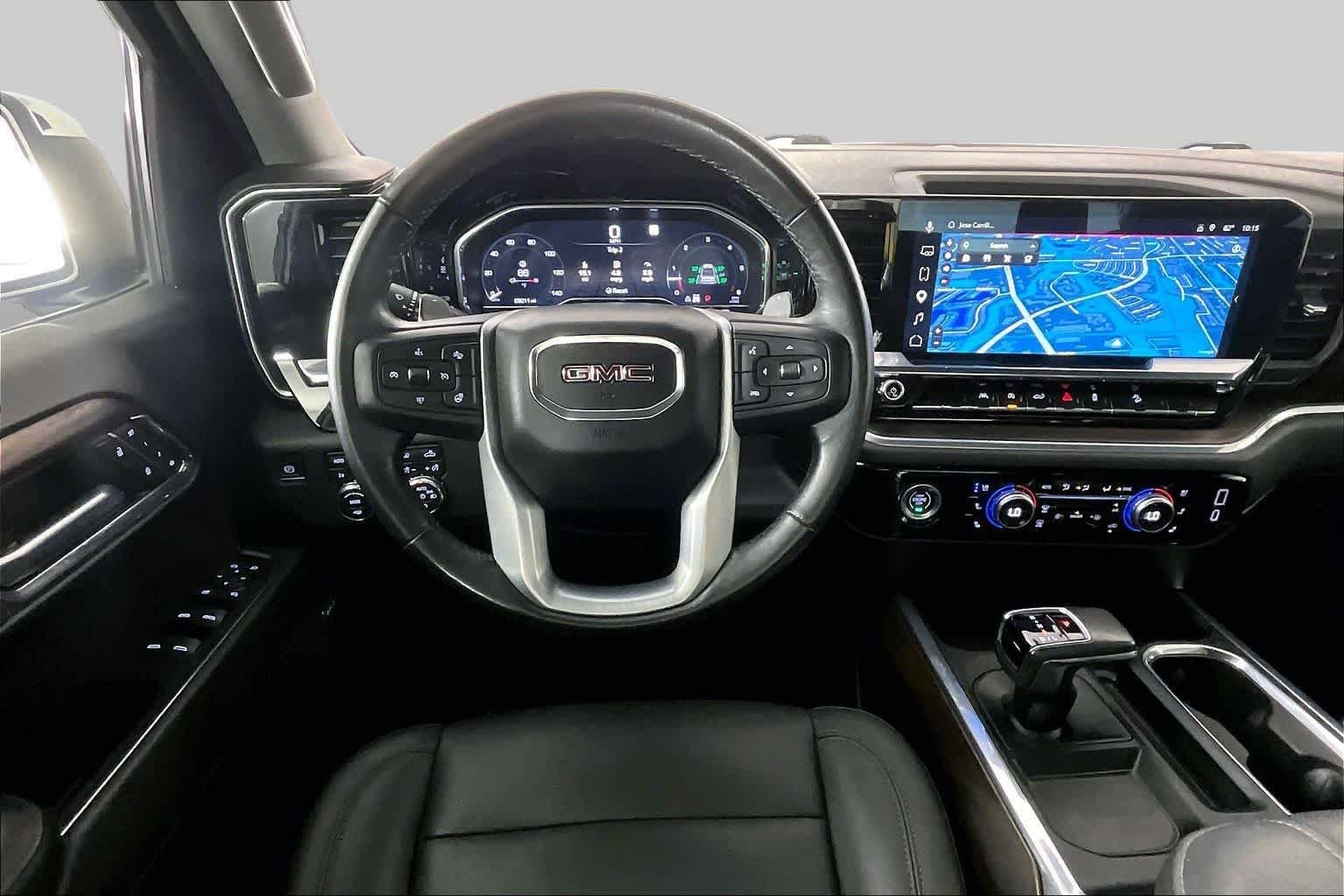 Certified Used 2022 Onyx Black GMC SLT image 6