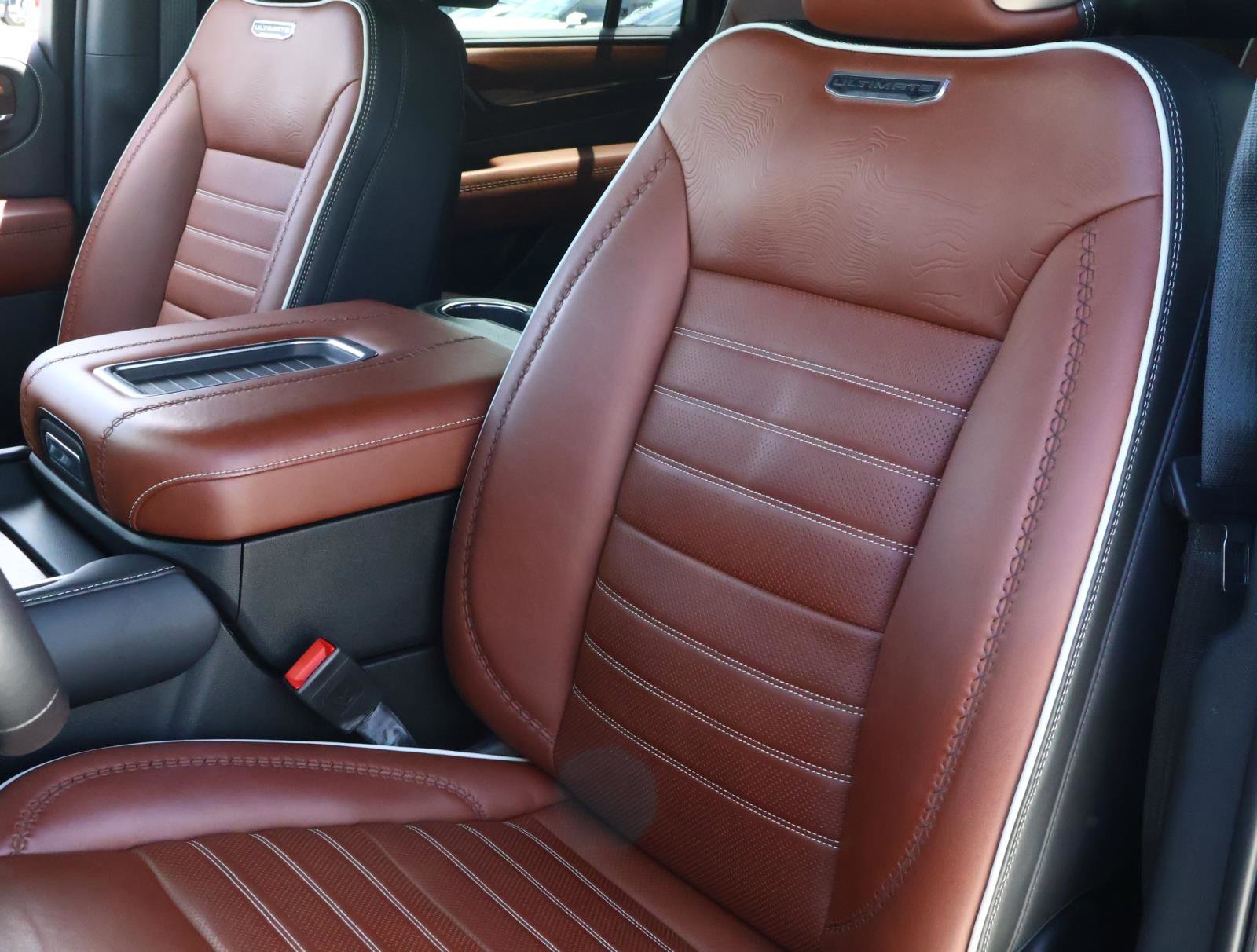 2023 GMC Yukon XL Denali Ultimate - Photo 16